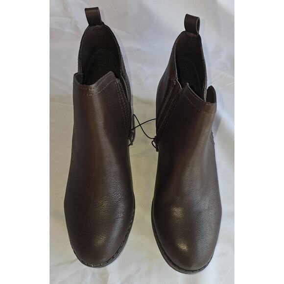 Sun + Stone Women's Cadee Ankle Booties - Picture 4 of 6